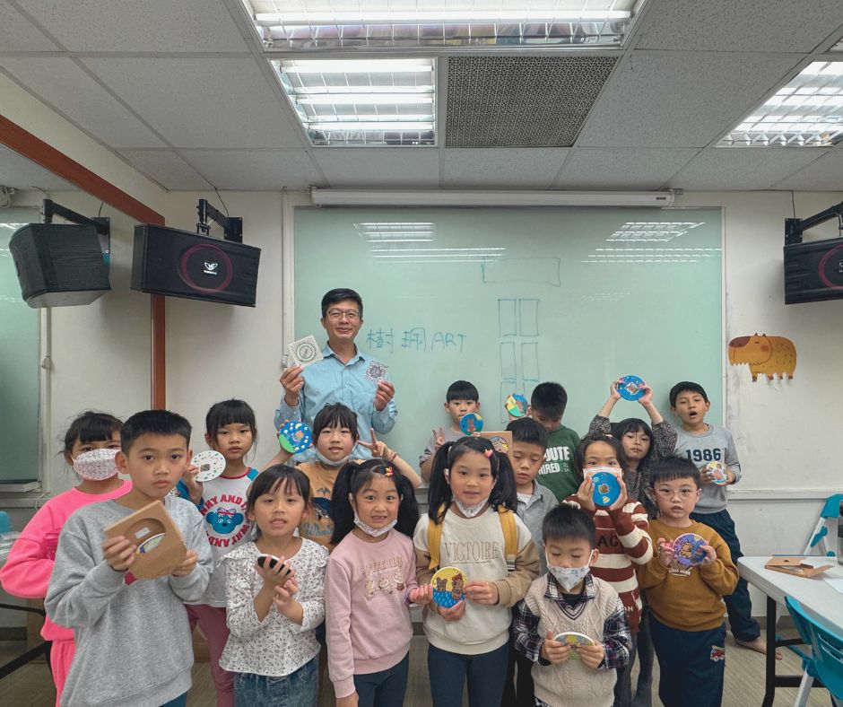 救國團草屯學習中心 歡慶兒童節手作超萌杯墊完美落幕(圖:南投縣團委會 提供)