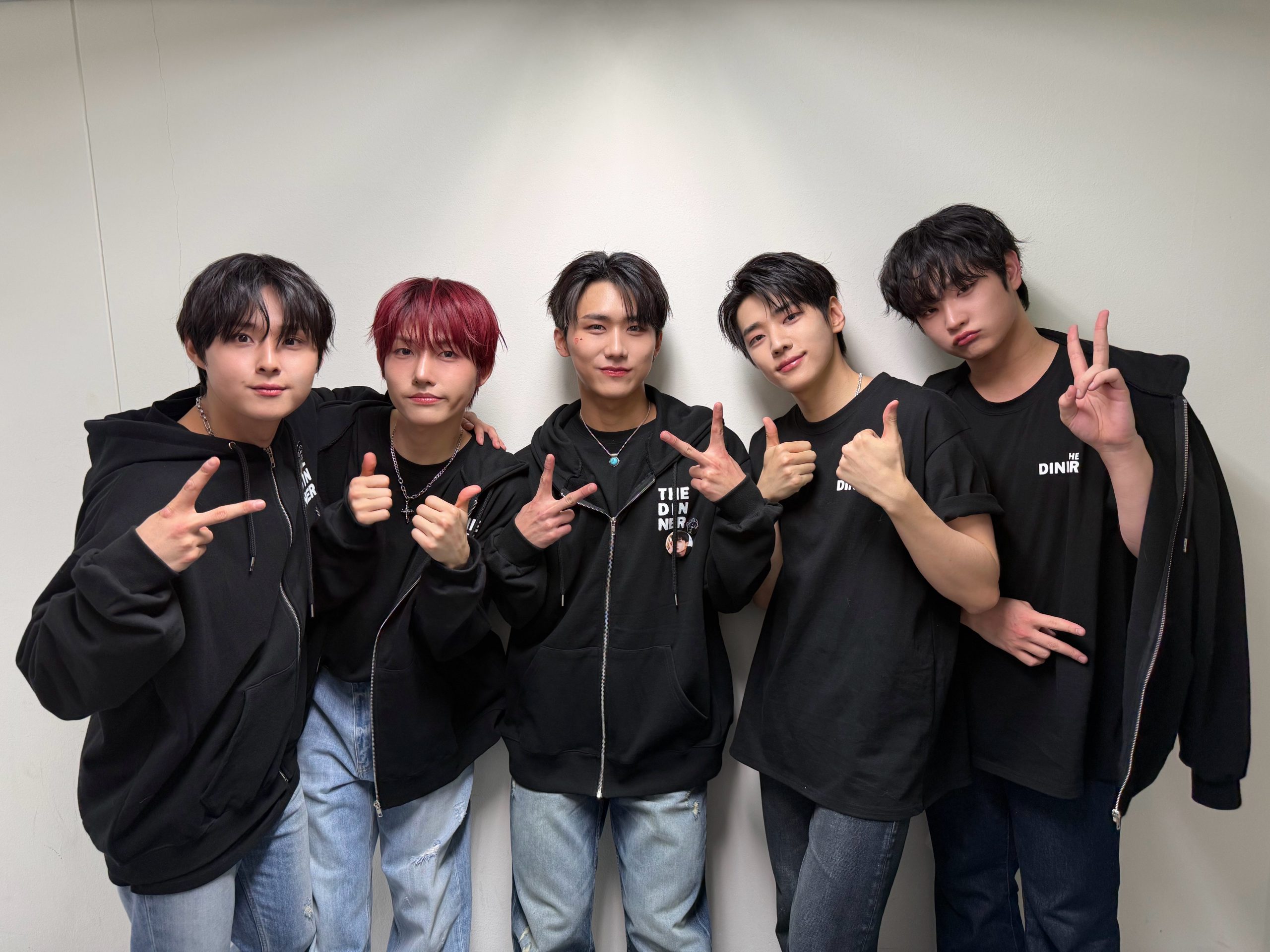 Dong-ari尖叫 韓流男團DKZ五帥首次全到齊 宣布5/30來台舉辦FAN-CON