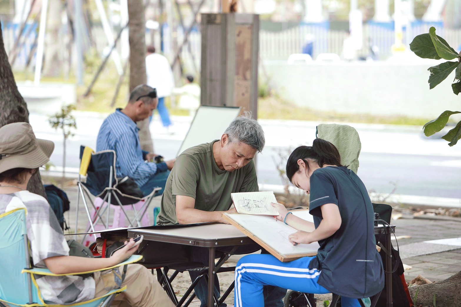 「藝起派對」寫生嘉年華恆春登場 大小畫友共繪半島之美